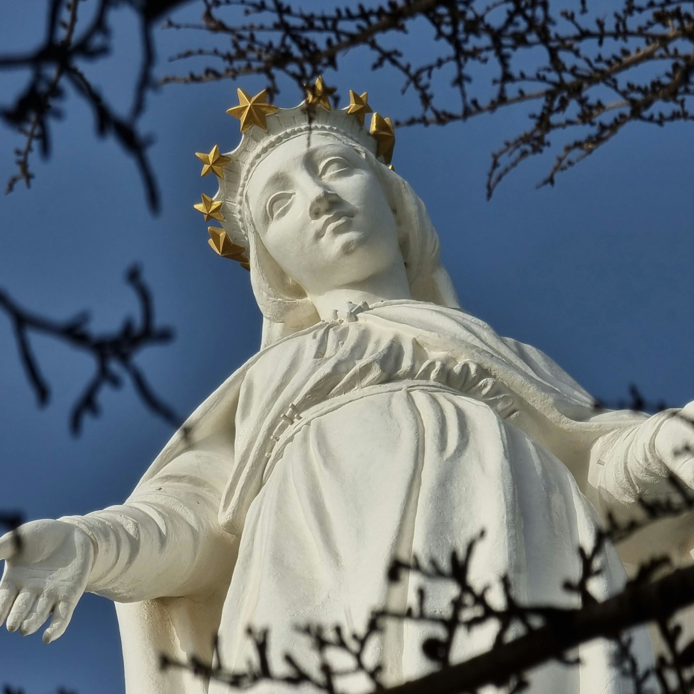 Beyond the Gaslight: Reclaiming the Miraculous Medal for a Modern Age